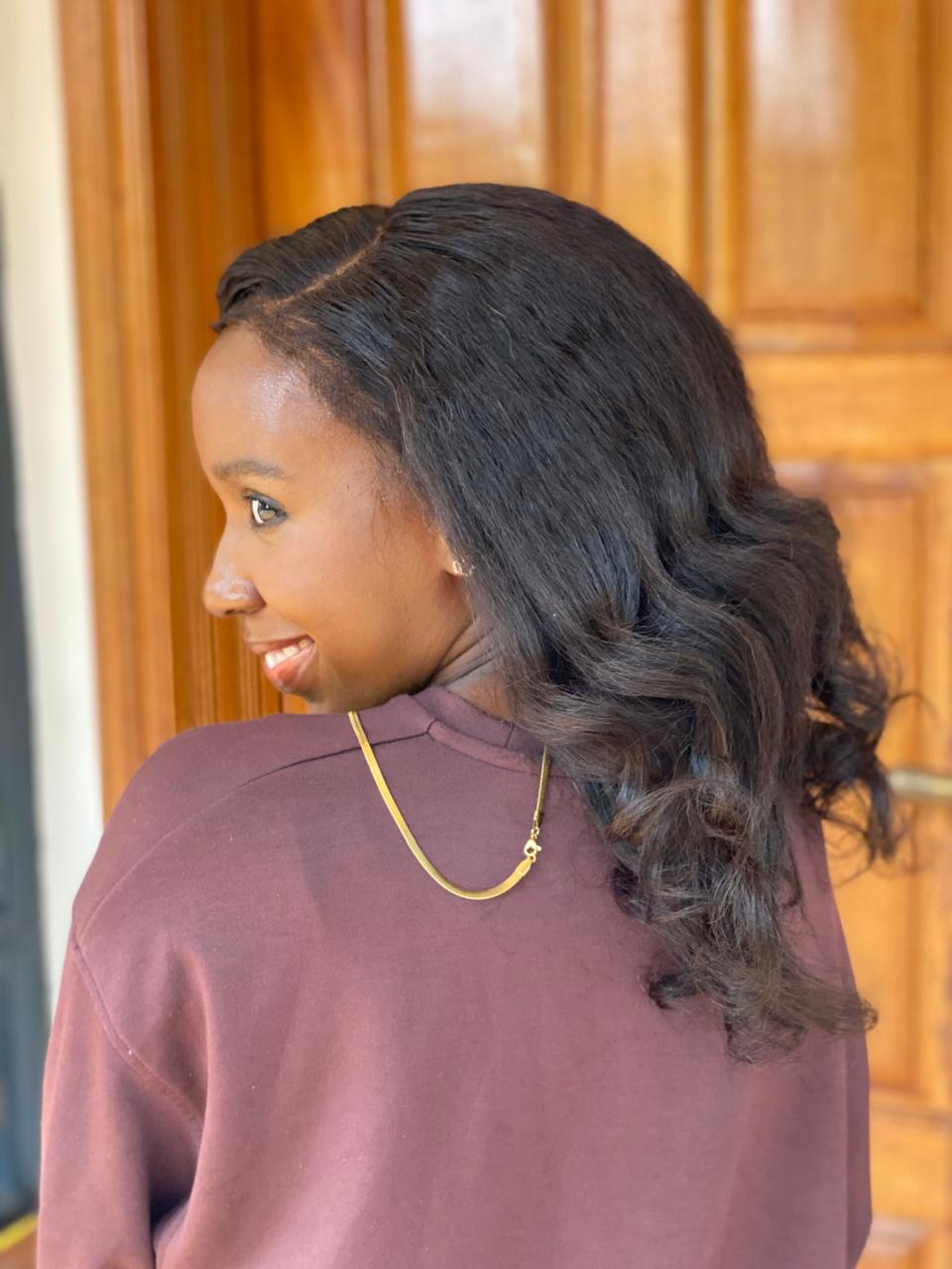 Accra Belle – Kinky Straight